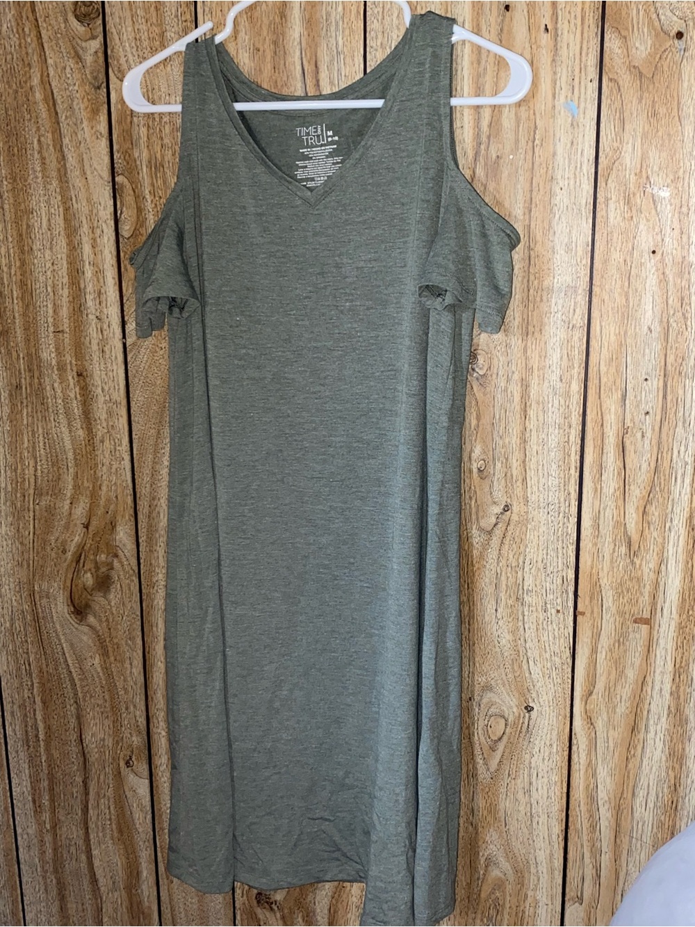 Time and Tru Olive Green V-Neck Tee